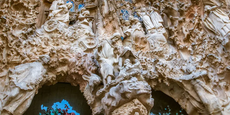 Sagrada Familia museum guided visit in Barcelona